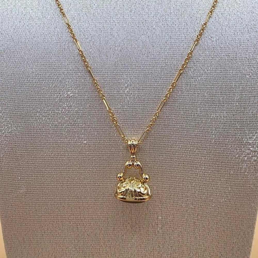 Madewell gold necklace with black stone - Picture 3 of 8